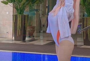 Alina Becker的作品里女神闪亮登场,cos的那一刻,我想说太绝了?