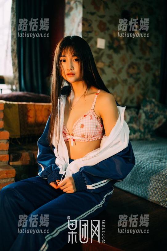 GIRLT果团网 - 浴缸中的尹意纯——这照片拍得我热得出汗啊。