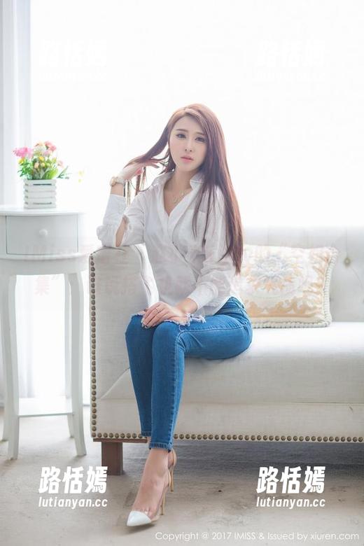 IMiss爱蜜社-赵小米Kitty IMiss爱蜜社 - 赵小米Kitty的“空姐合集”:谁说搭飞机就不能追求气质呢?