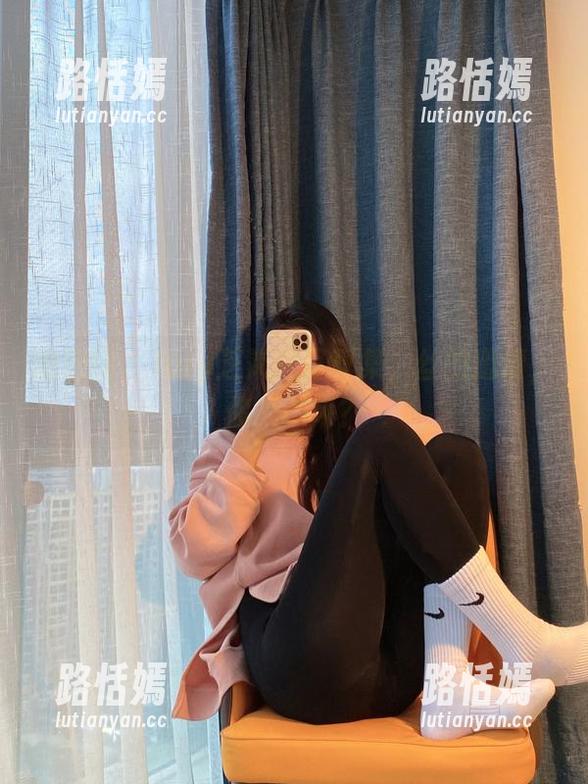 微密圈 - July芝岚的写真集，丝的邀请，你来不来？