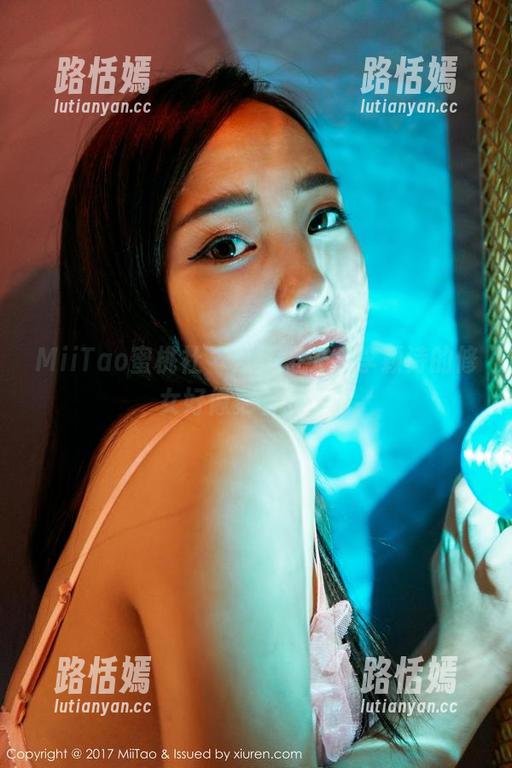 MiiTao蜜桃社 - 没了圣光，李颖诗的修女好像更有戏了？