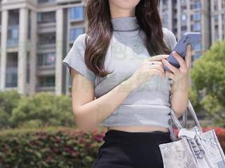 Xiuren秀人网 - 图包更新!Emily顾奈奈酱的JK,我的审美重铁似的角度才最靠谱!