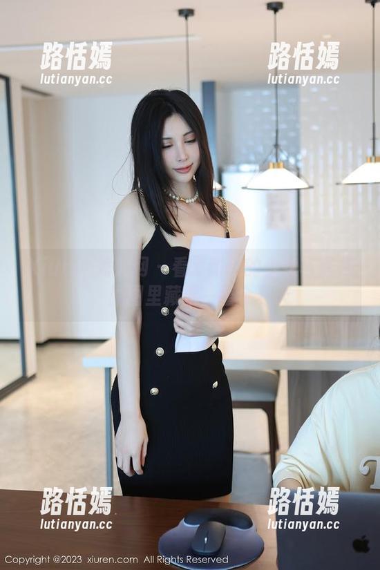 Xiuren秀人网 - 看夏甜甜的少女写真集，原图里藏着一整个夏天