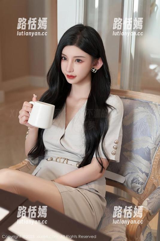Xiuren秀人网 - 滴水不漏的福利：婠婠么的浴缸梦
