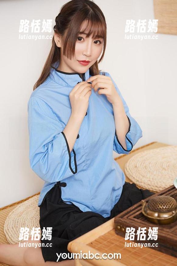 YouMi尤蜜荟 - 合法萝莉的福利图集：礼服与优雅的碰撞