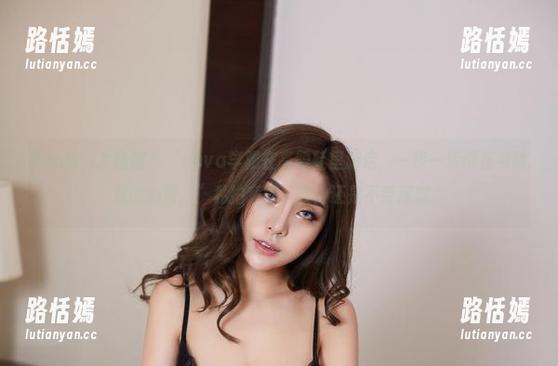 YouWu尤物馆 - “nova李雅在高跟鞋里游走，一步一步都在考验我的心智。”私拍套图，噢，还是不要深想。