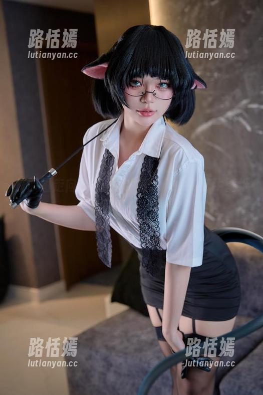 ZinieQ 从原图走向你的屏保,ZinieQ的奶牛壁纸要不要来一发?