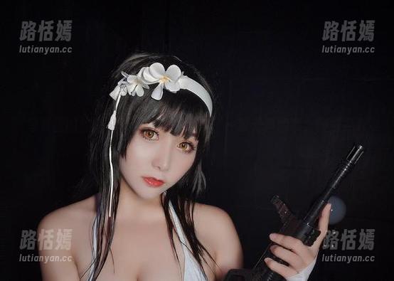写真里的教室，三刀刀miido讲了一堆无声的事，慢慢品味才明白。