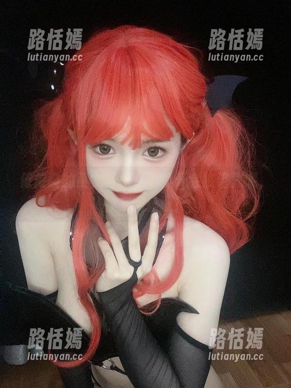 倦倦喵的巫女写真，不打开会被诅咒哦，快来网盘取！