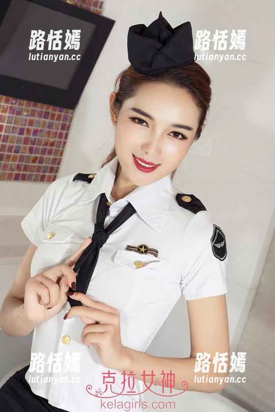 克拉女神-汤怡 克拉女神 - 汤怡的脚步:高清图集,高跟鞋之下,藏着几多心思?