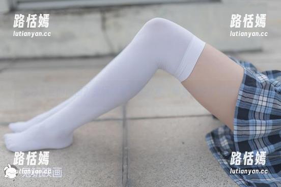 灰色天空的原图？兔玩映画给你分享，单身狗的梦想成真了！