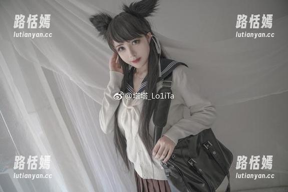 塔塔_Lo1iTa 爱上塔塔_Lo1iTa的毛衣,分享这套图的乐趣太难抵挡!