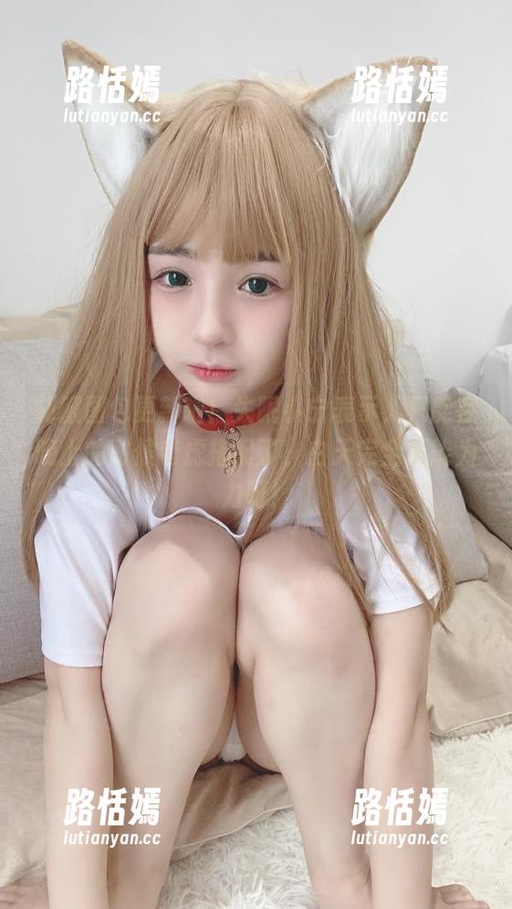 制服图包更新啦！失眠小宁表示，只能在晚上的时候考虑搭配了，白天完全无能为力呀！