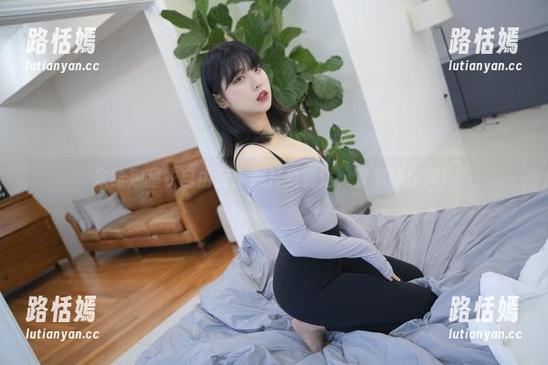 宋哈娜睡衣自由行：照片免费送，梦里随你爽！