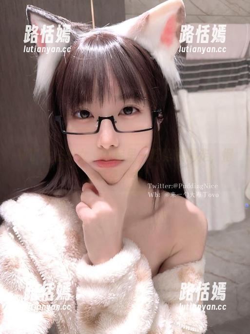 布丁大法少女，图库里一眨眼就溜走，得快点下载！