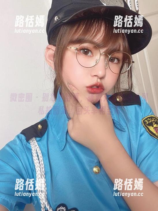 张思允 微密圈 - 别急着翻页,张思允的旗袍系列私拍图集,回头率相当高