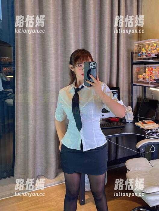 微密圈 - 美图时间：老板的指令下的张思允，真心玩得起嘛
