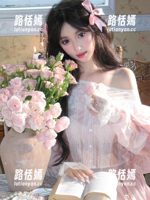 冰公主？原图里的怡子yiii那么甜，还不打算给我一块冰淇淋？