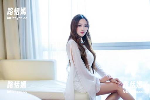 推女郎 - 要不要干脆把曾水的写真叫做：“纯白与原图的悄悄话”？这种无声的呼唤总是最好。