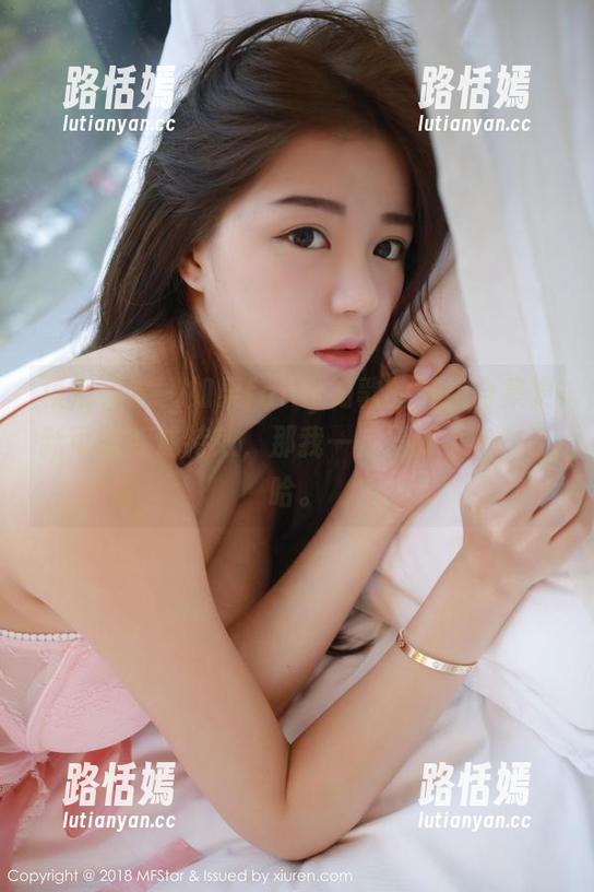模范学院 - 如果fairy如歌的御姐合集更新可以变成特效，那我一定得打个卡，哈哈。