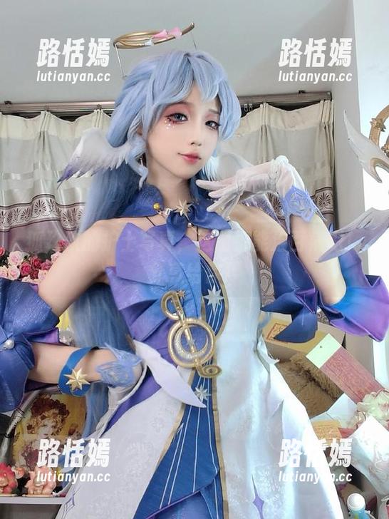 狐玖玖的护士写真，这图都能治百病吧！分享给你！