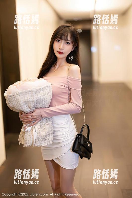 秀人网 - 奶瓶土肥圆矮挫丑黑穷，泳衣？这只是个开胃菜，后面还有大餐呢！