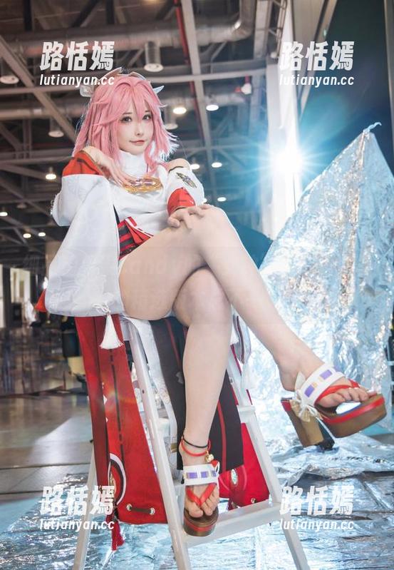 细品糖果果Candy的“女神”气息：原图的精选版本总不一般