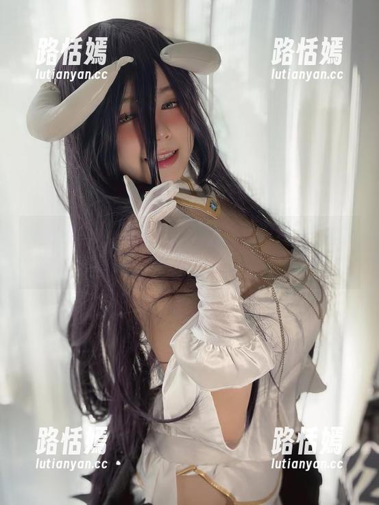 葱油饼er 微密圈 - 危机四伏!男友视角下的葱油饼er写真更新,胆小勿入