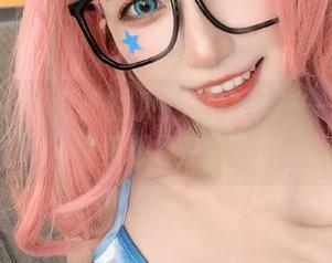 白得像是要发光的贝儿酱Miki——这图合集真想壁咚一下